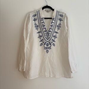 David Brooks 100% Linen White Top Embroidered Floral V Neck Beach Boho Vacation